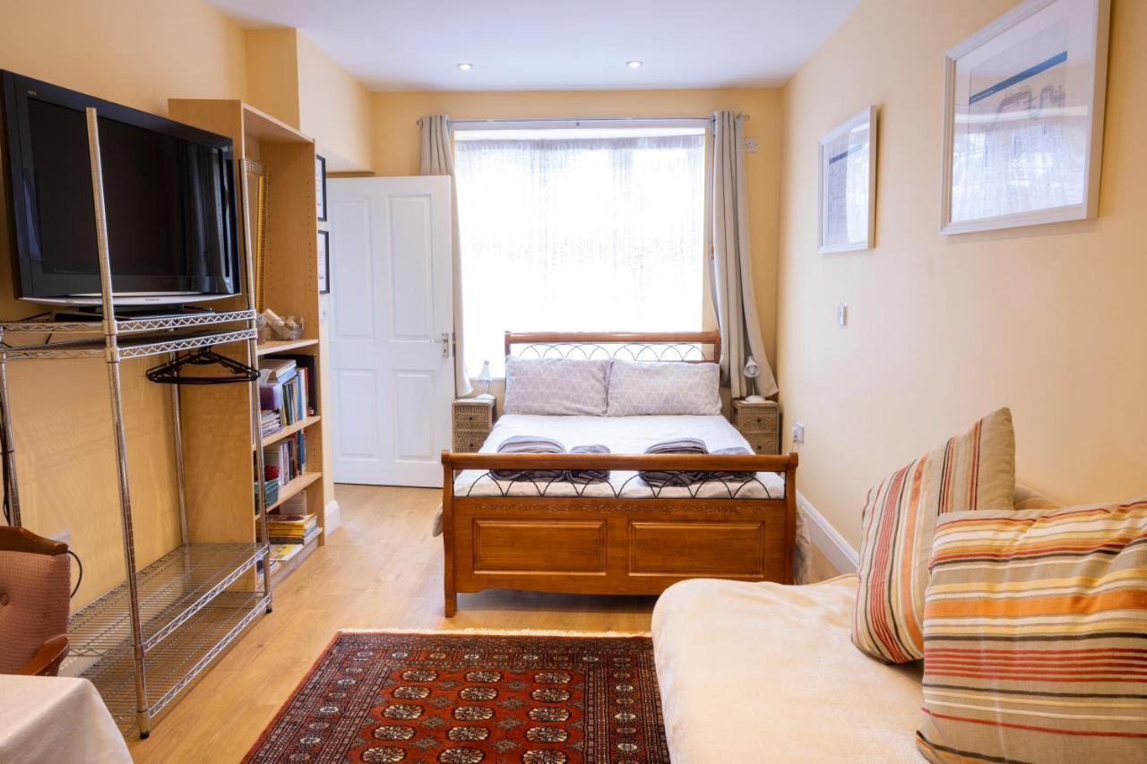 London Vegetarian Smoke & Pet Free En-Suite With Ev Parking 에지웨어 외부 사진