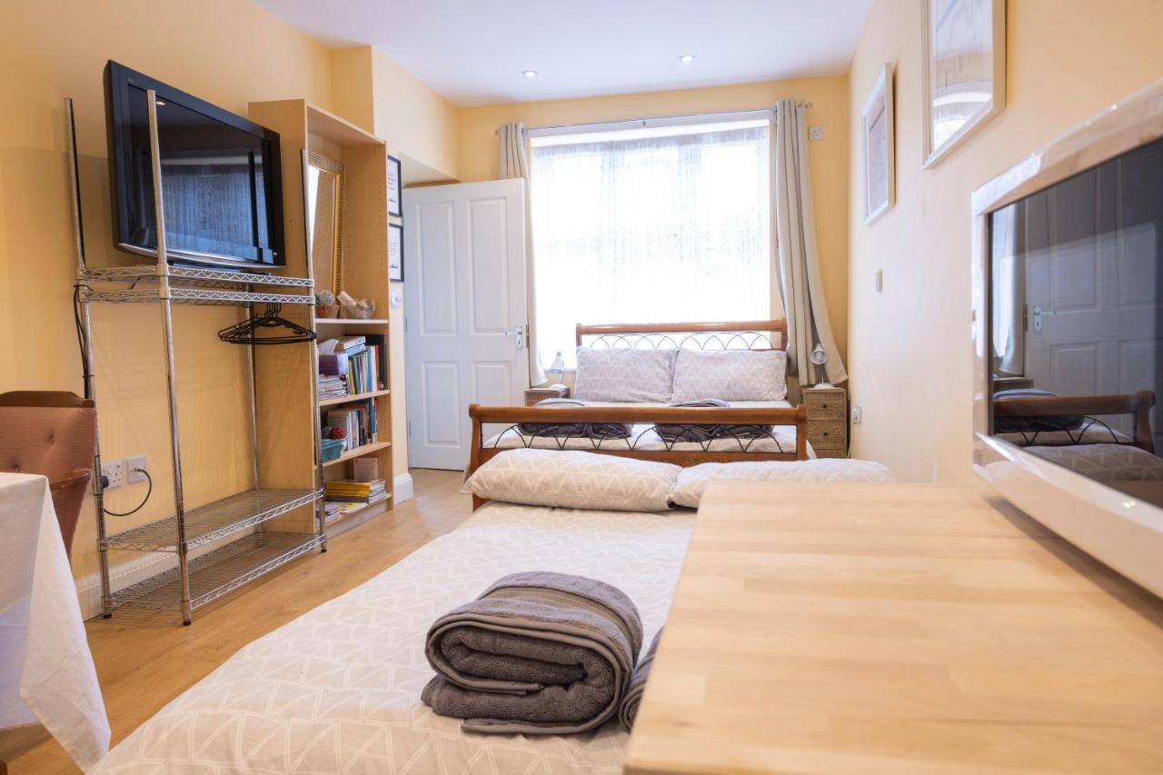 London Vegetarian Smoke & Pet Free En-Suite With Ev Parking 에지웨어 외부 사진